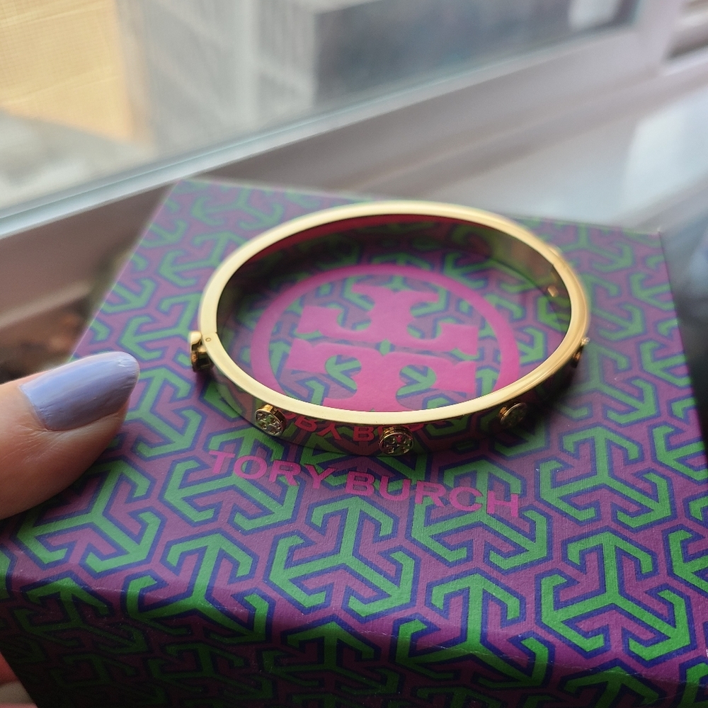 Tory Burch gold bangle bracelet